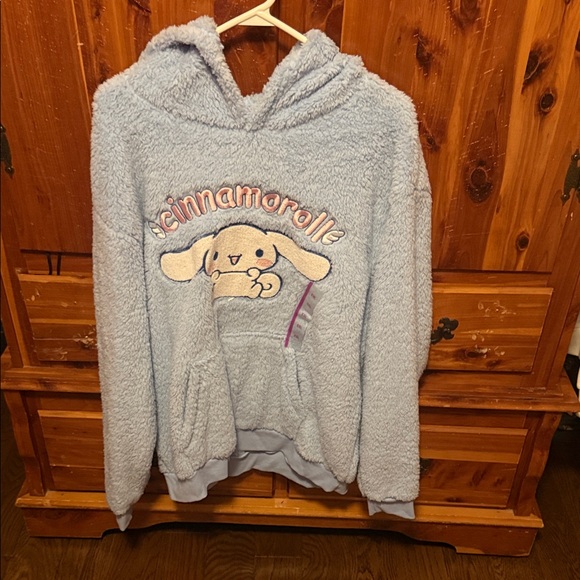 Cinnamon roll Sweaters - Cinnamoroll Fuzzy Hoodie Size XXL! NWT!